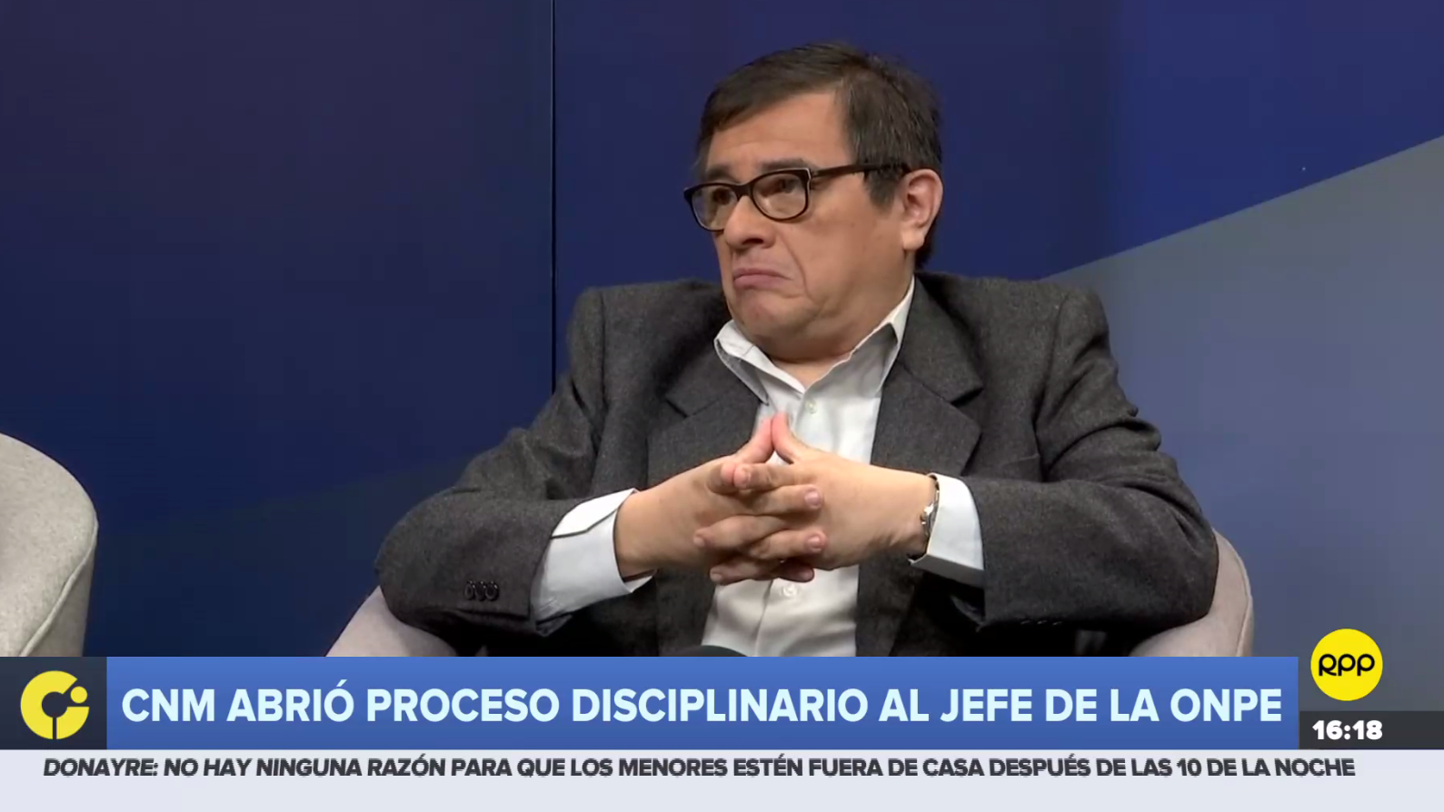 Adolfo Castillo, jefe de la ONPE, está implicado en un presunto caso de favorecimiento al partido Podemos Perú.